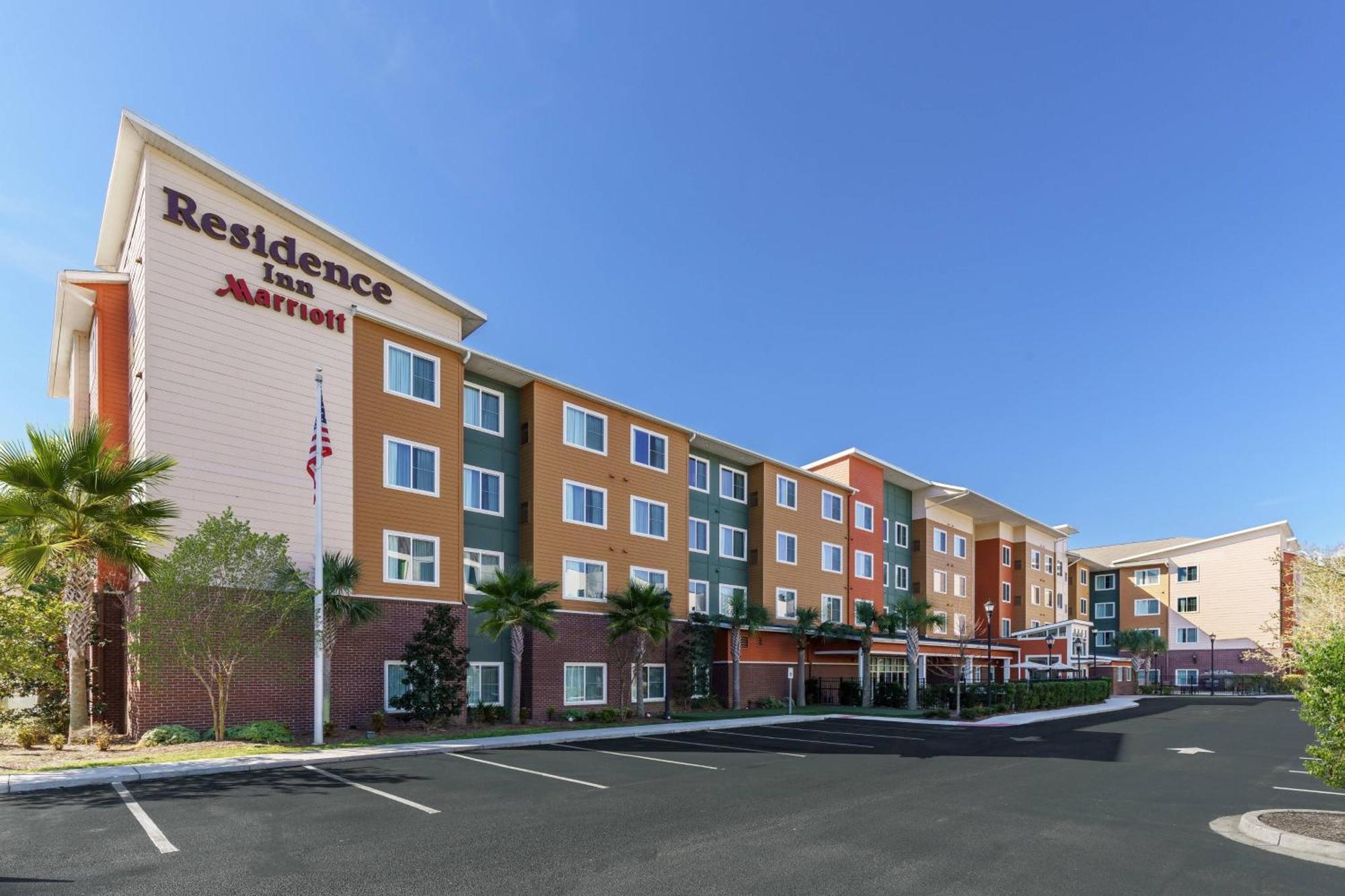 By Marriott Charleston North/ashley Phosphate Hotel
