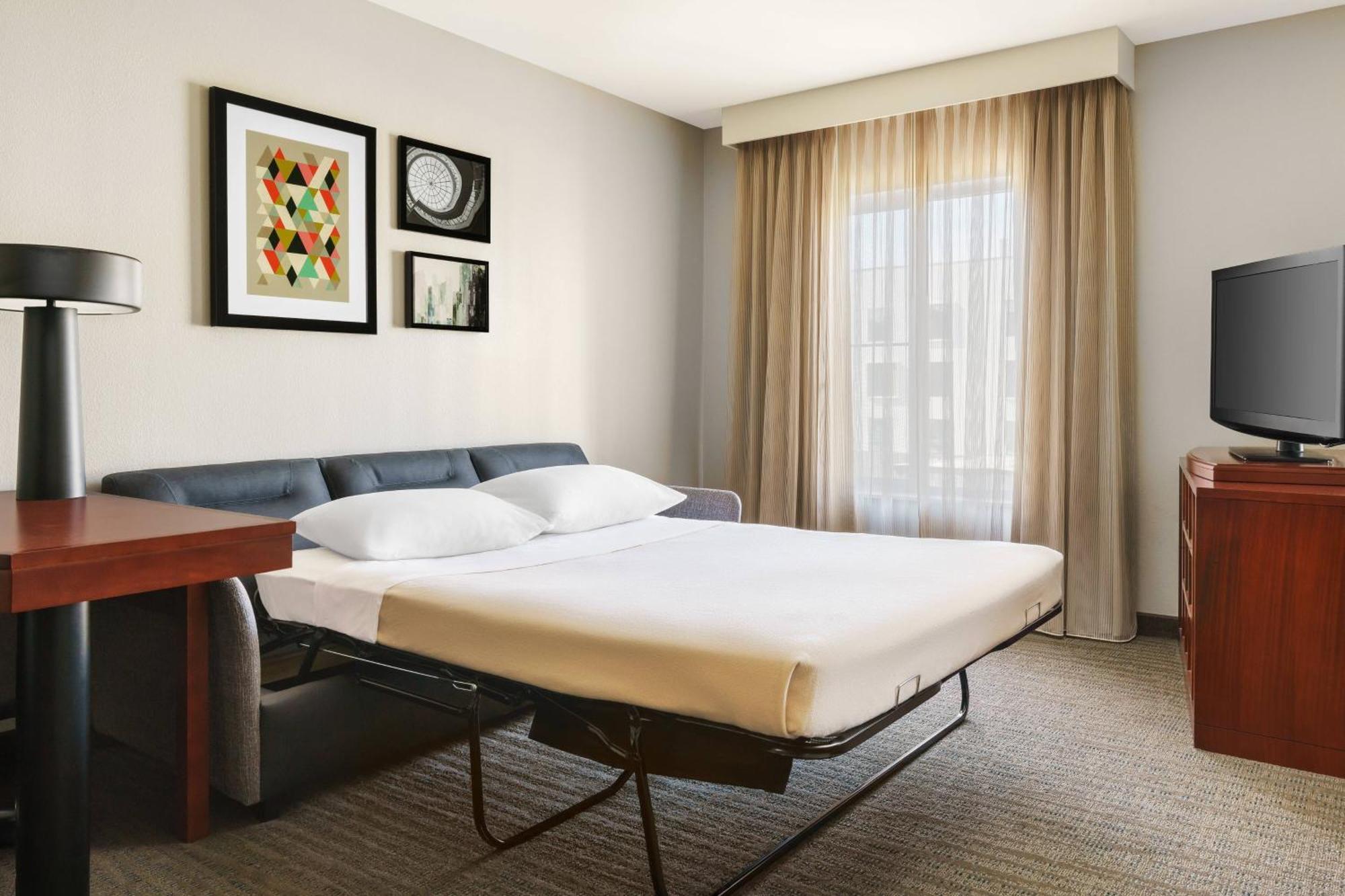By Marriott Charleston North/ashley Phosphate